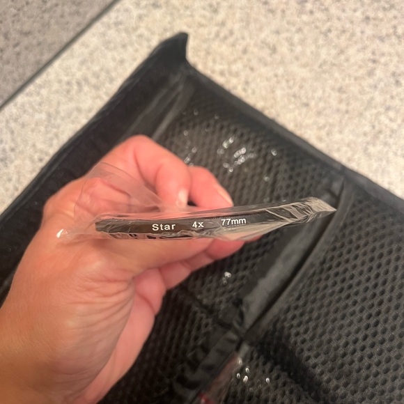 NWOT 77MM Universal Camera Lens 4,6,8,12. New in pouch. Never used. - Picture 3 of 8